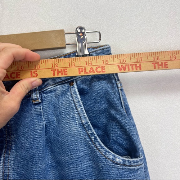 Zara High Rise Pleated Slouchy Barrel Balloon Leg Jeans Distressed Size 8 - Picture 2 of 8